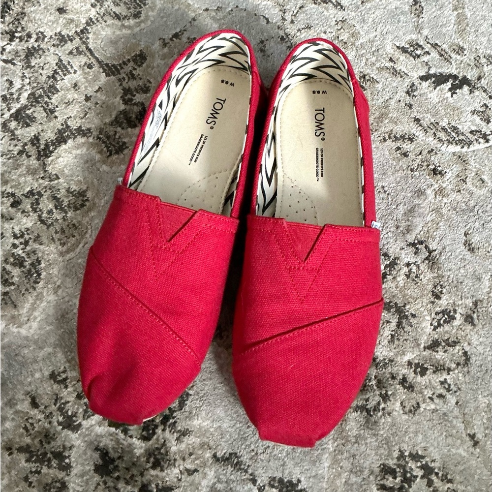 TOMS COMFY ❣️Casual Slip-Ons❤️